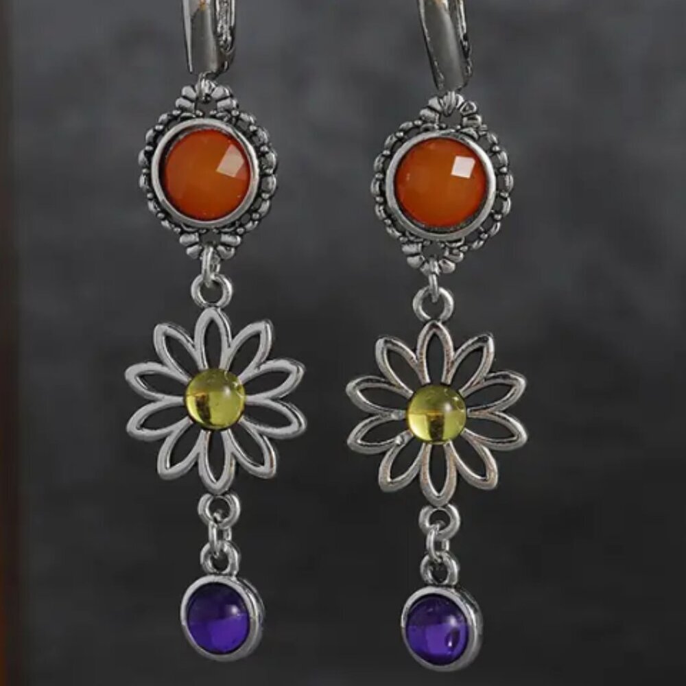 Retro Bohemian Hollow Flower Design Dangle Earrings